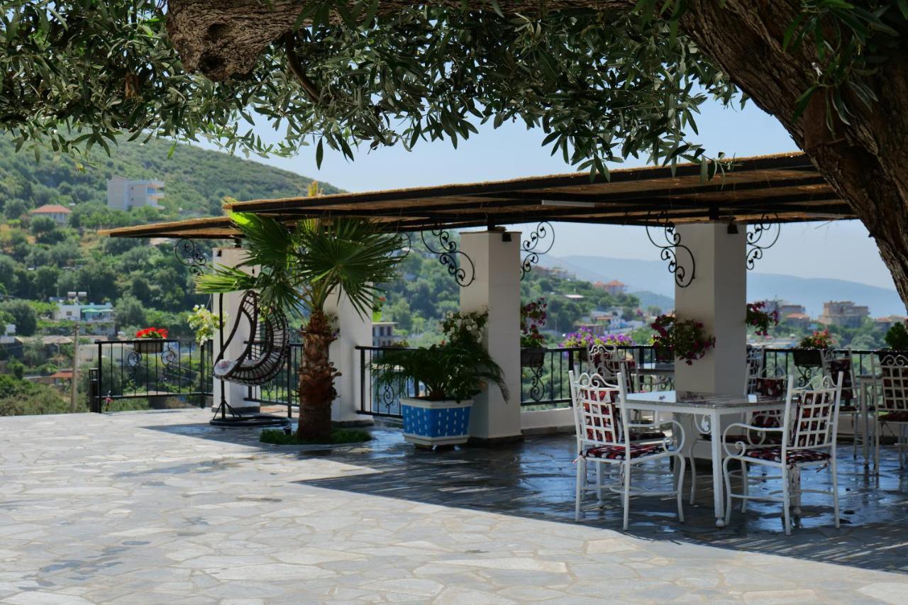Hotel Panorama Piqeras Exterior foto